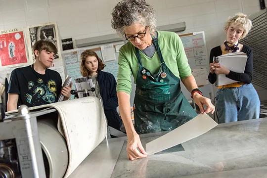 Printmaking workshop with instructor